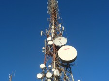 TORRES MORTIFERAS: ¨EL TRAJE DEL EMPERADOR¨